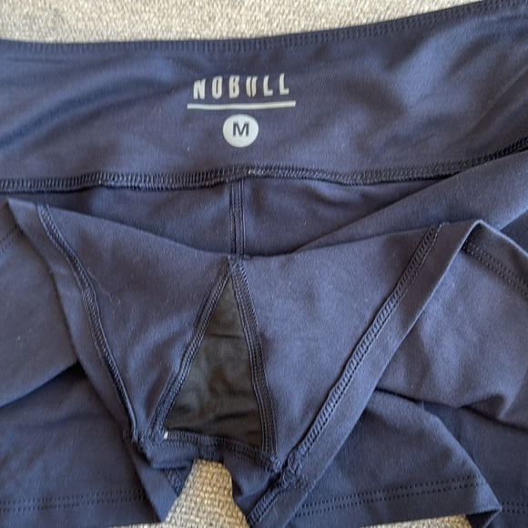 NoBull 2” short. Size medium. Navy. Matte fabric. - Picture 3 of 3